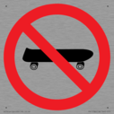 p924-prohibition-no-skateboarding~